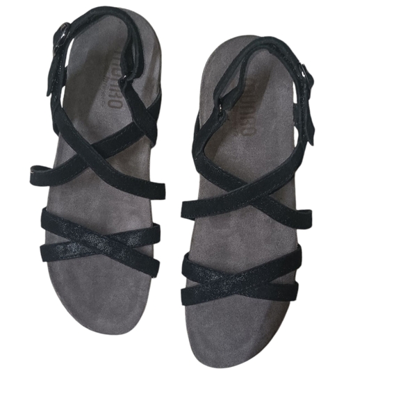 Munro Black Sandals Minimalist Design - Picture 1 of 6